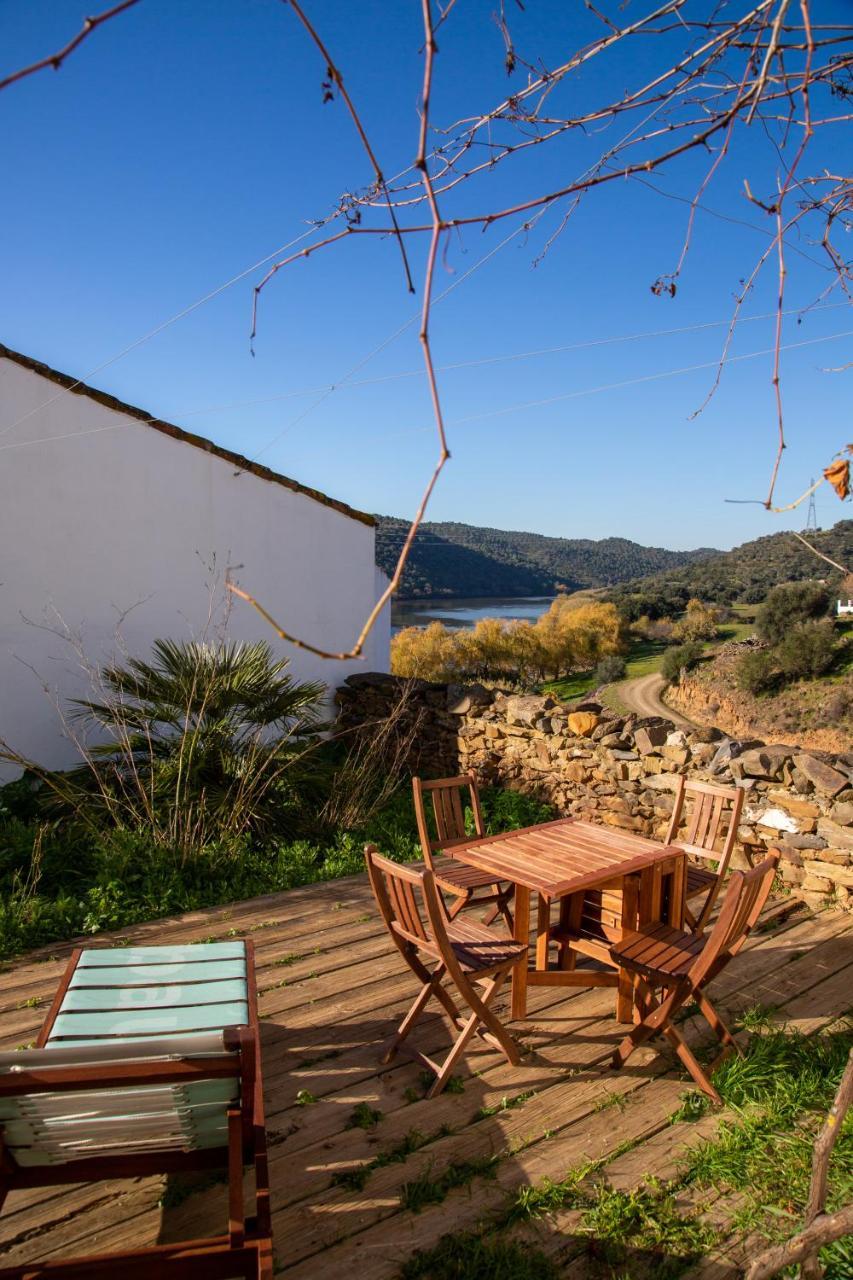 Casa De Las Letrinas Baja, 2 Habt 5 Mas 1 Pers Max Chimenea Con Horno Puerto de la Laja Eksteriør billede