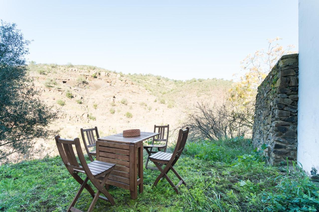 Casa De Las Letrinas Baja, 2 Habt 5 Mas 1 Pers Max Chimenea Con Horno Puerto de la Laja Eksteriør billede